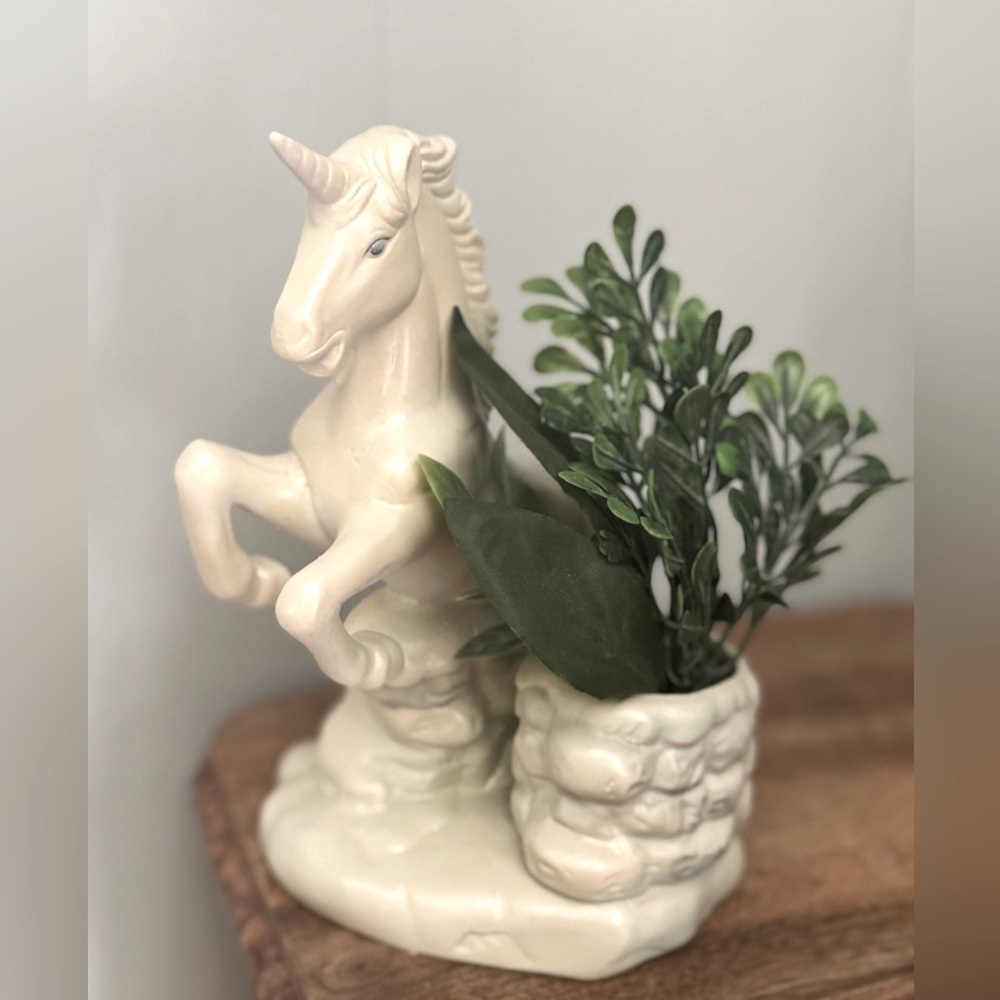 Unicorn planter vase